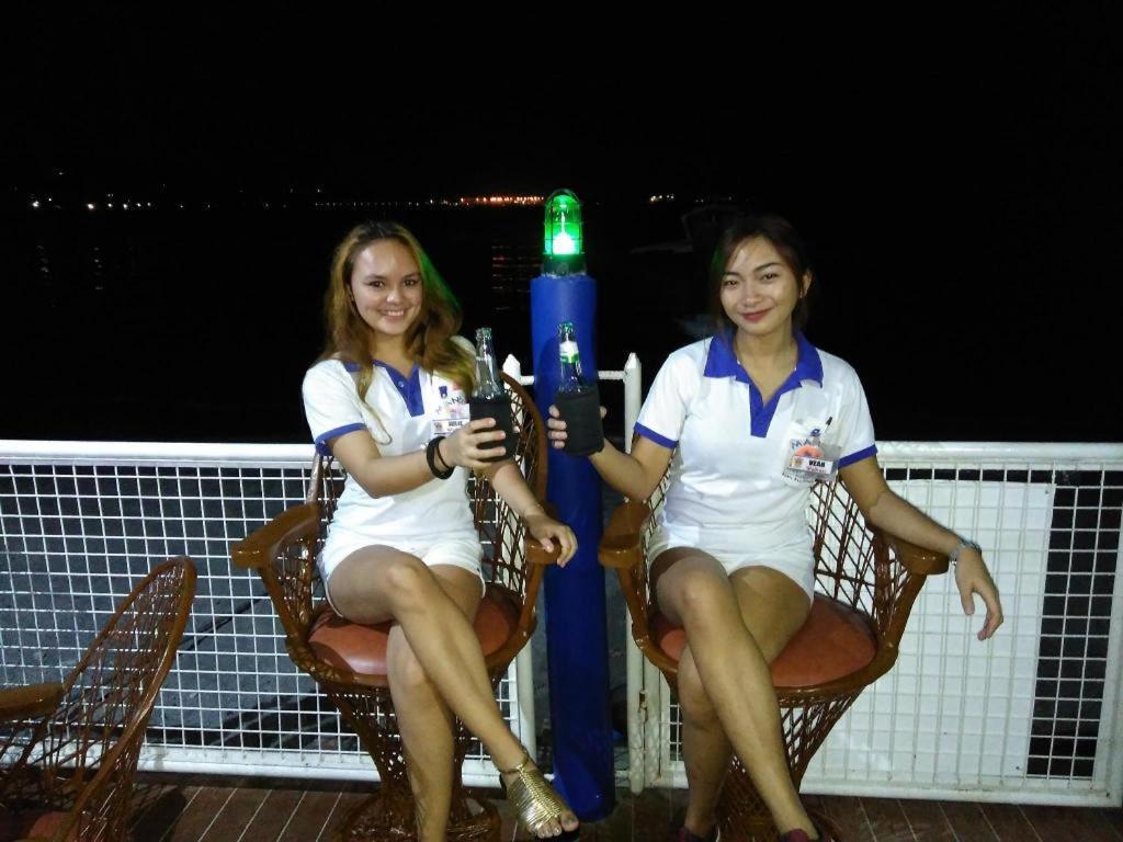 Mango'S Beachfront Resort Olongapo Exterior foto
