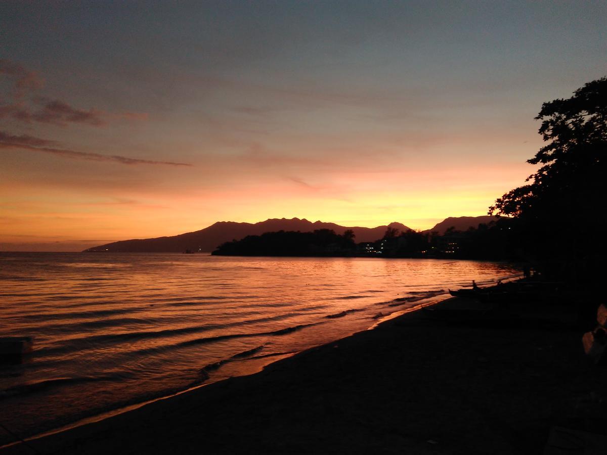 Mango'S Beachfront Resort Olongapo Exterior foto