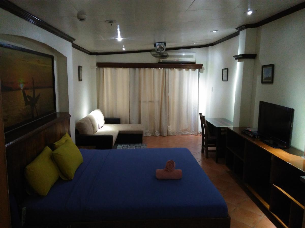 Mango'S Beachfront Resort Olongapo Exterior foto