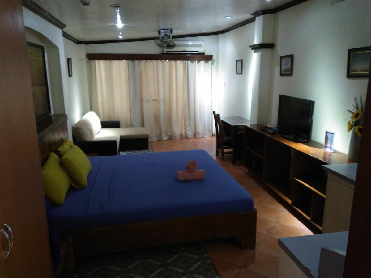 Mango'S Beachfront Resort Olongapo Exterior foto